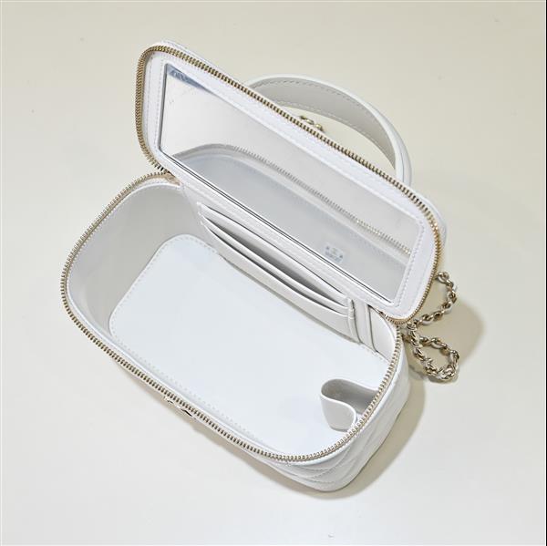 2026131222434449 600